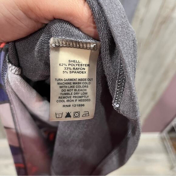 Title Nine Gidget 2.0 Jersey Dress Knit Size S Gray Colorful Outdoor Geometric - Picture 4 of 9